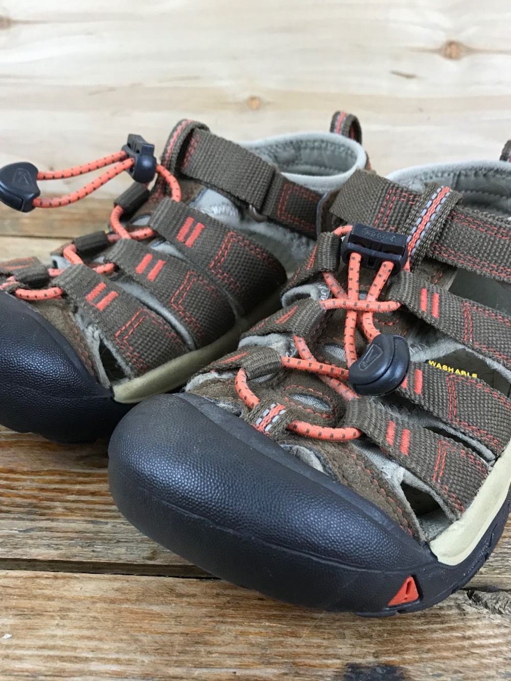 Keen Kids Sandals Boy/Girl Brown Approx Sz 1 Water Sport Shoes Newport Unisex